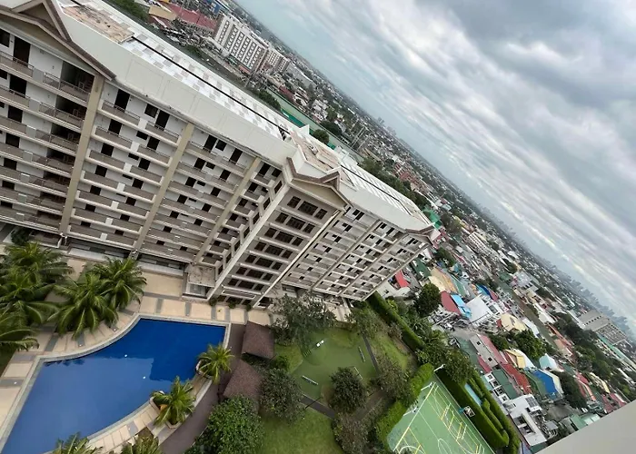 Calathea Place - Bel's Cozy Staycation Manila